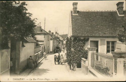 Rue_Victor_Hugo_01.jpg
